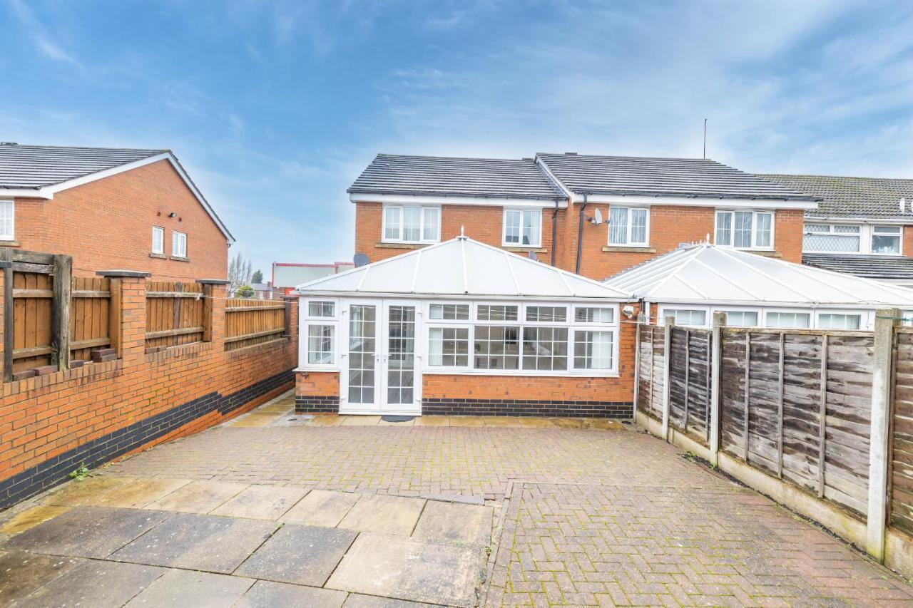 Contractors/Large Groups - House Villa Birmingham Exterior foto